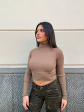 Maglioncino dolcevita crop 844