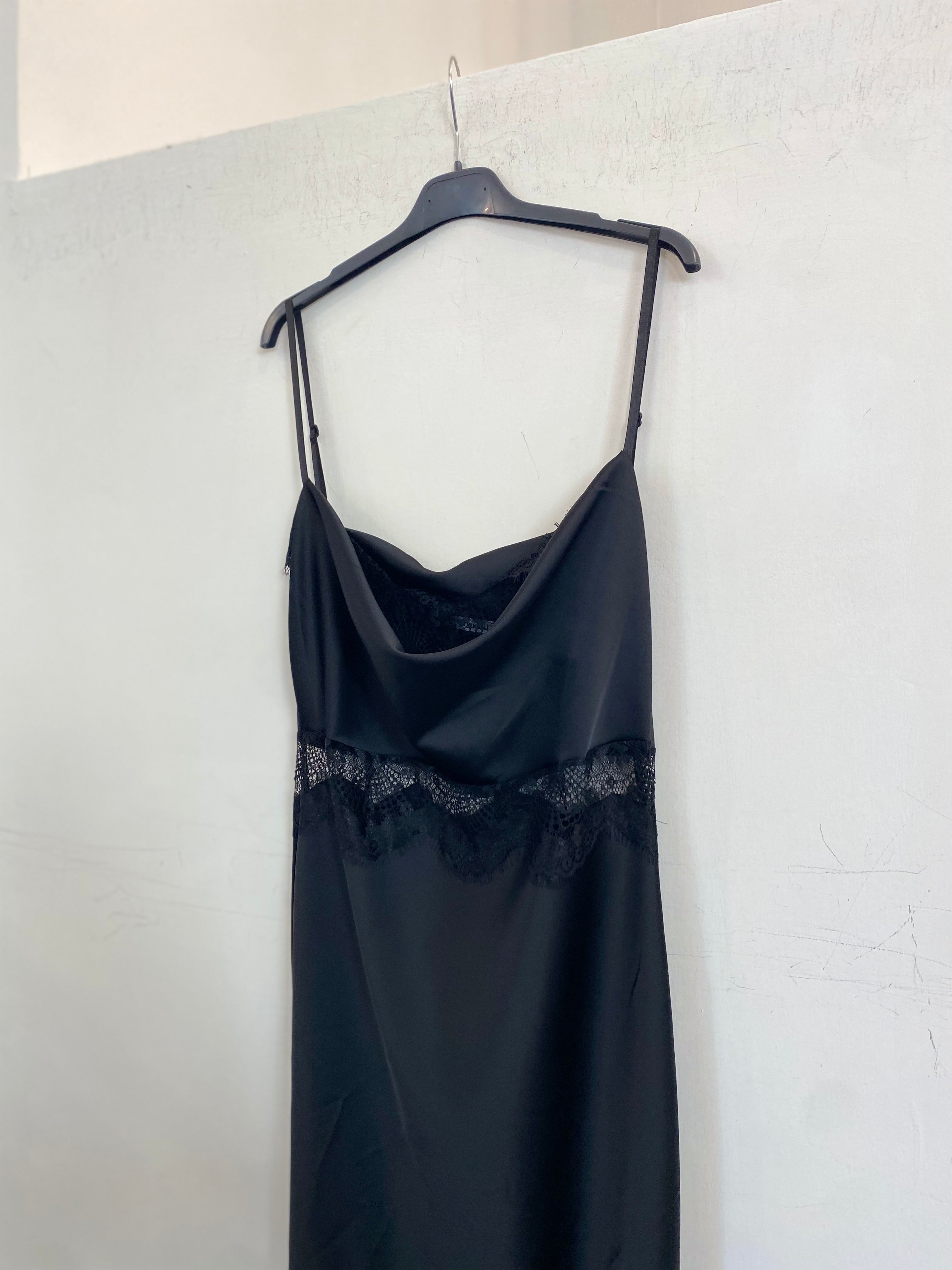 Abito pizzo e raso lungo 321