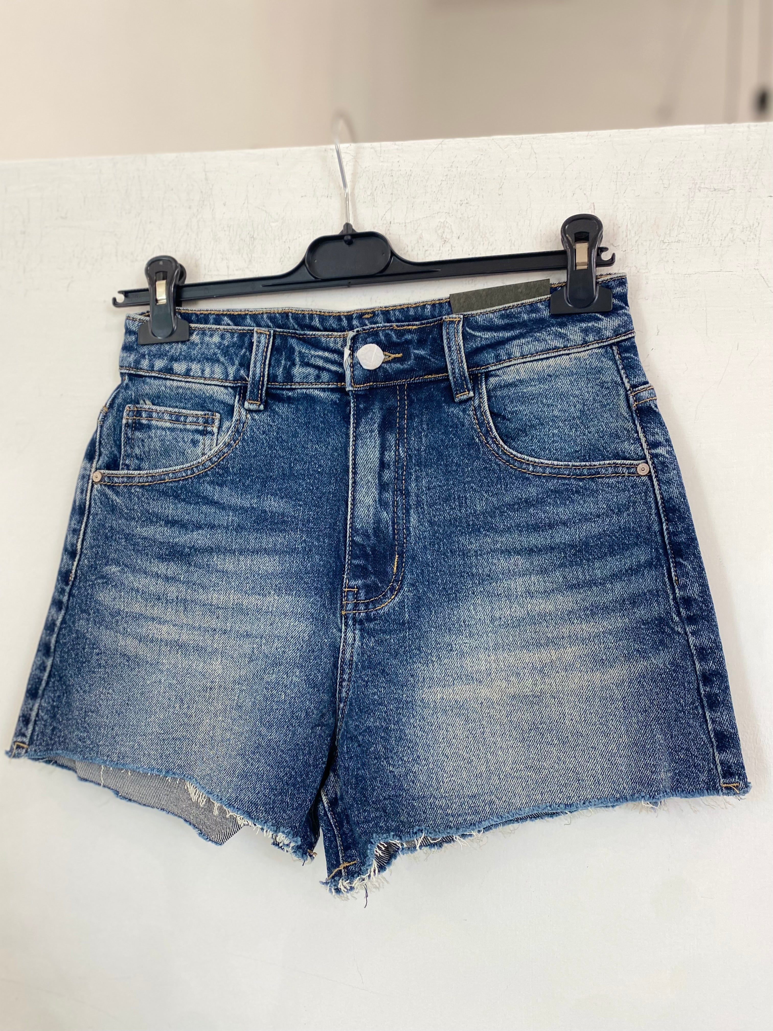 Short jeans 782