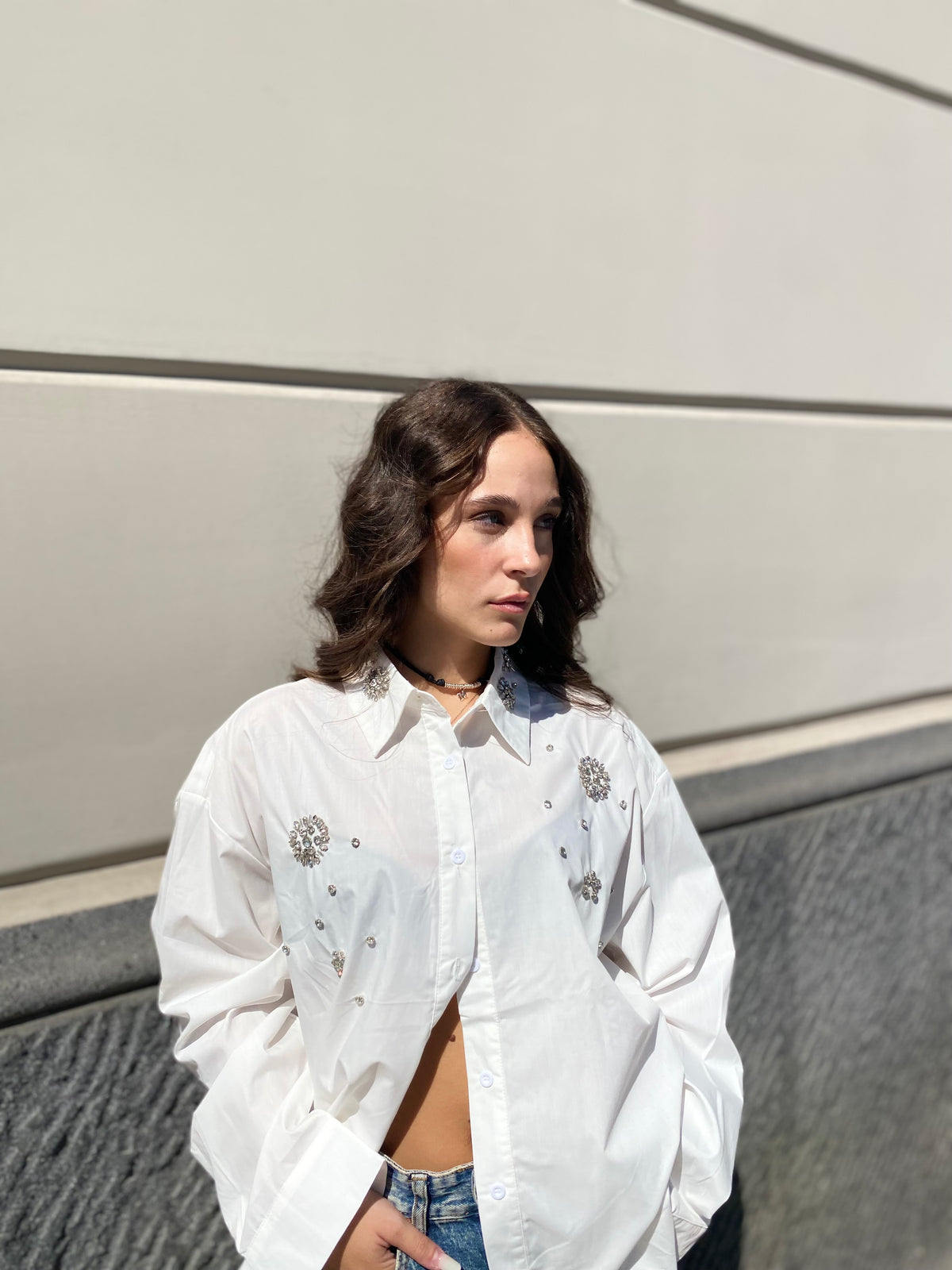 Camicia con applicazioni gioiello 750