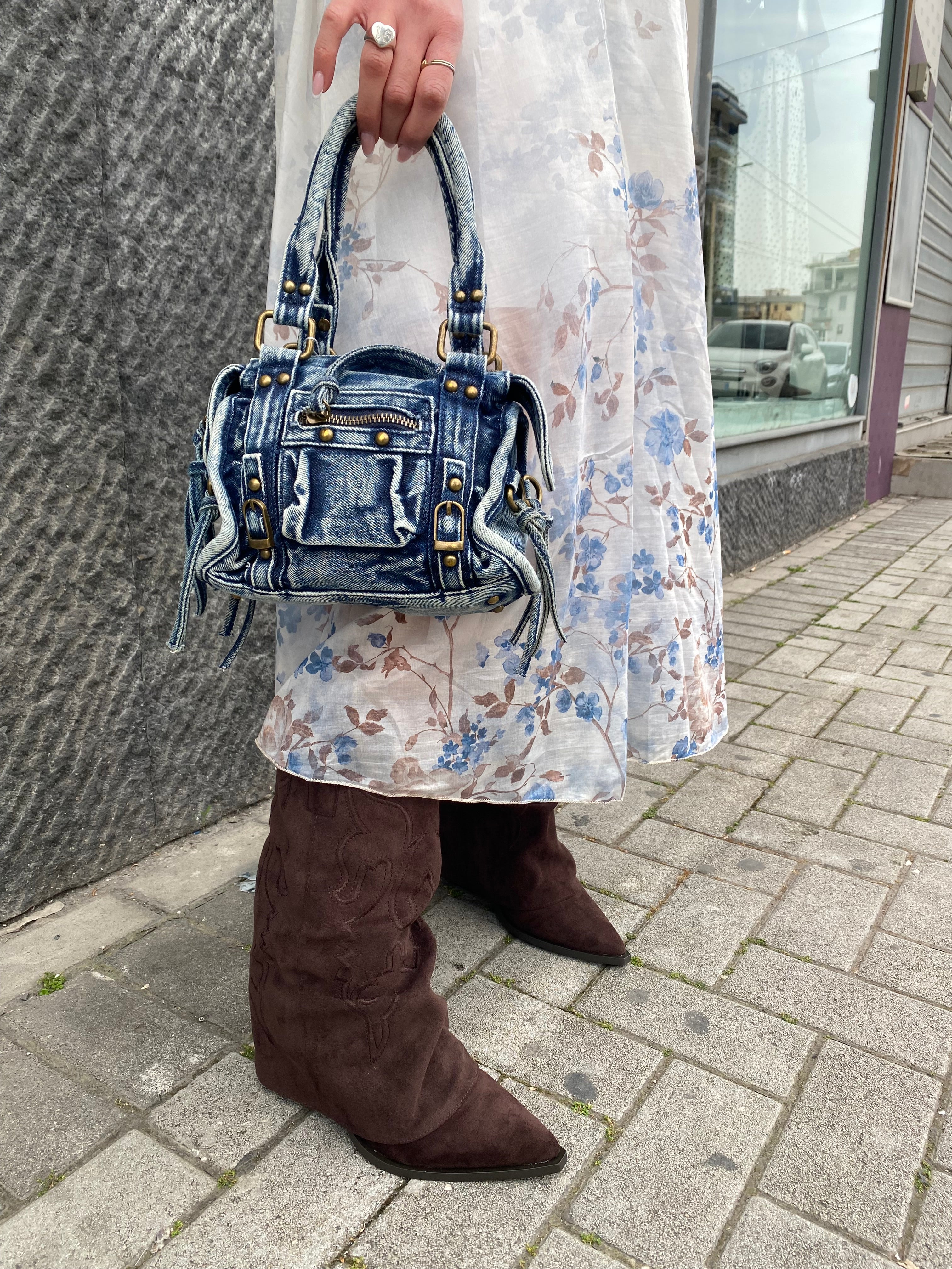 Camperos in camoscio A216