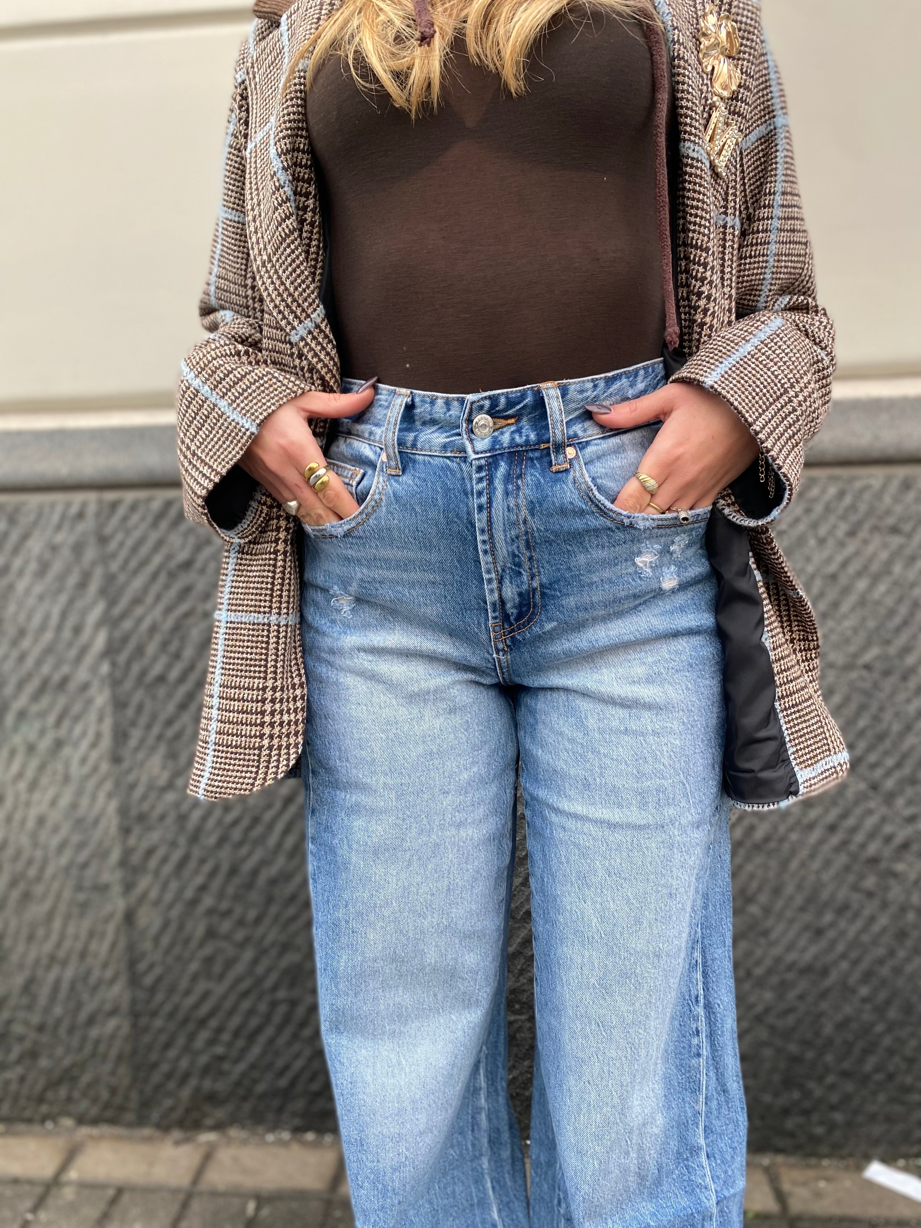 Jeans wideleg sfrangiato 3950