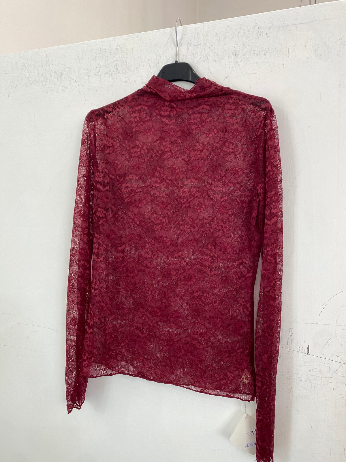 Maglia velata ricamata con mezzo collo 17178