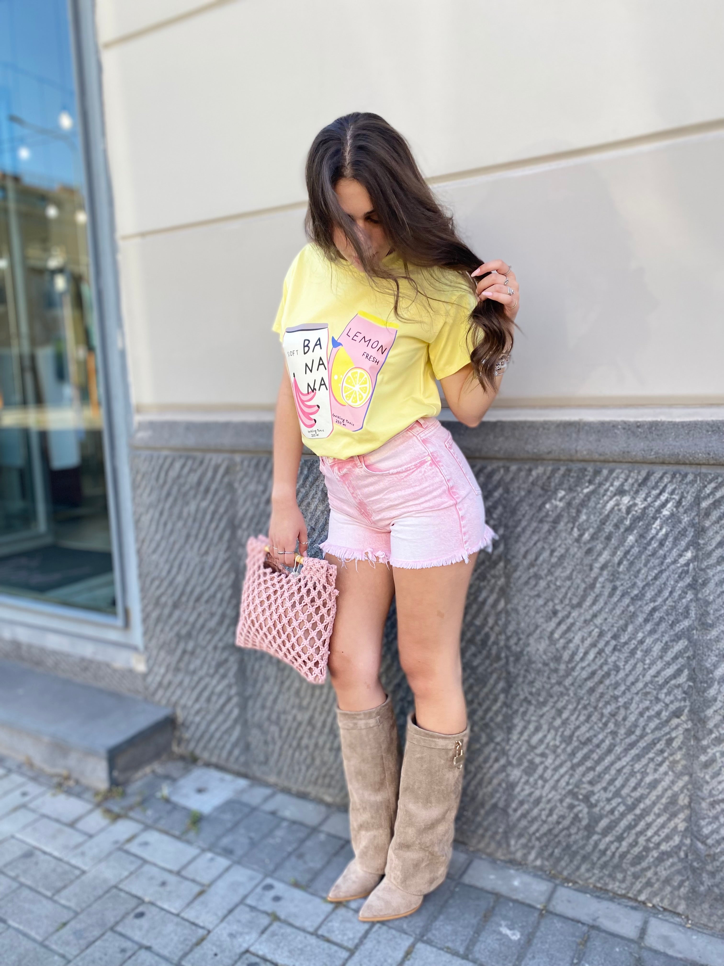 Short rosa