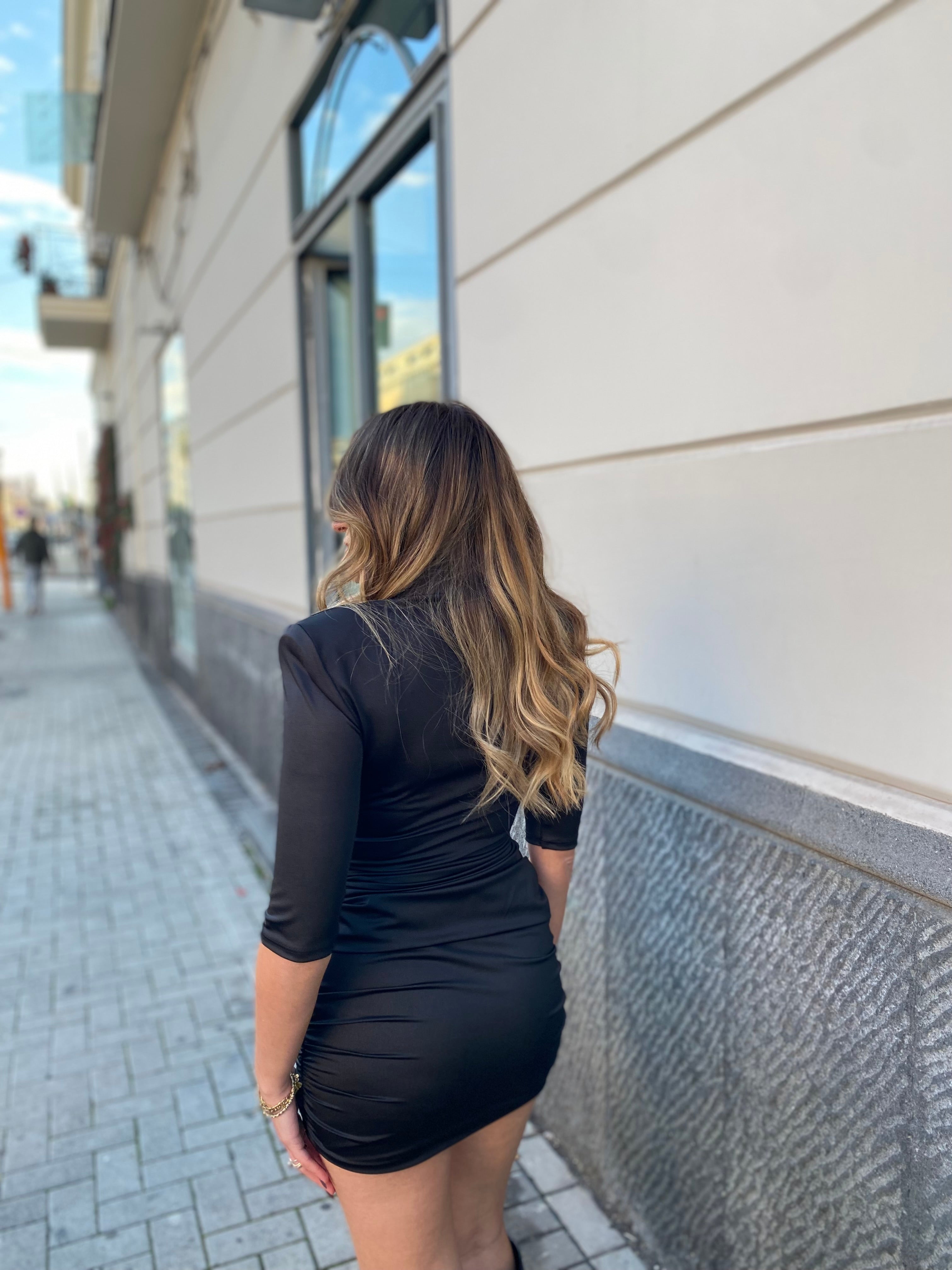 Abito corto con spalline 27420