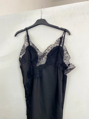 Abito pizzo e raso asimmetrico 315