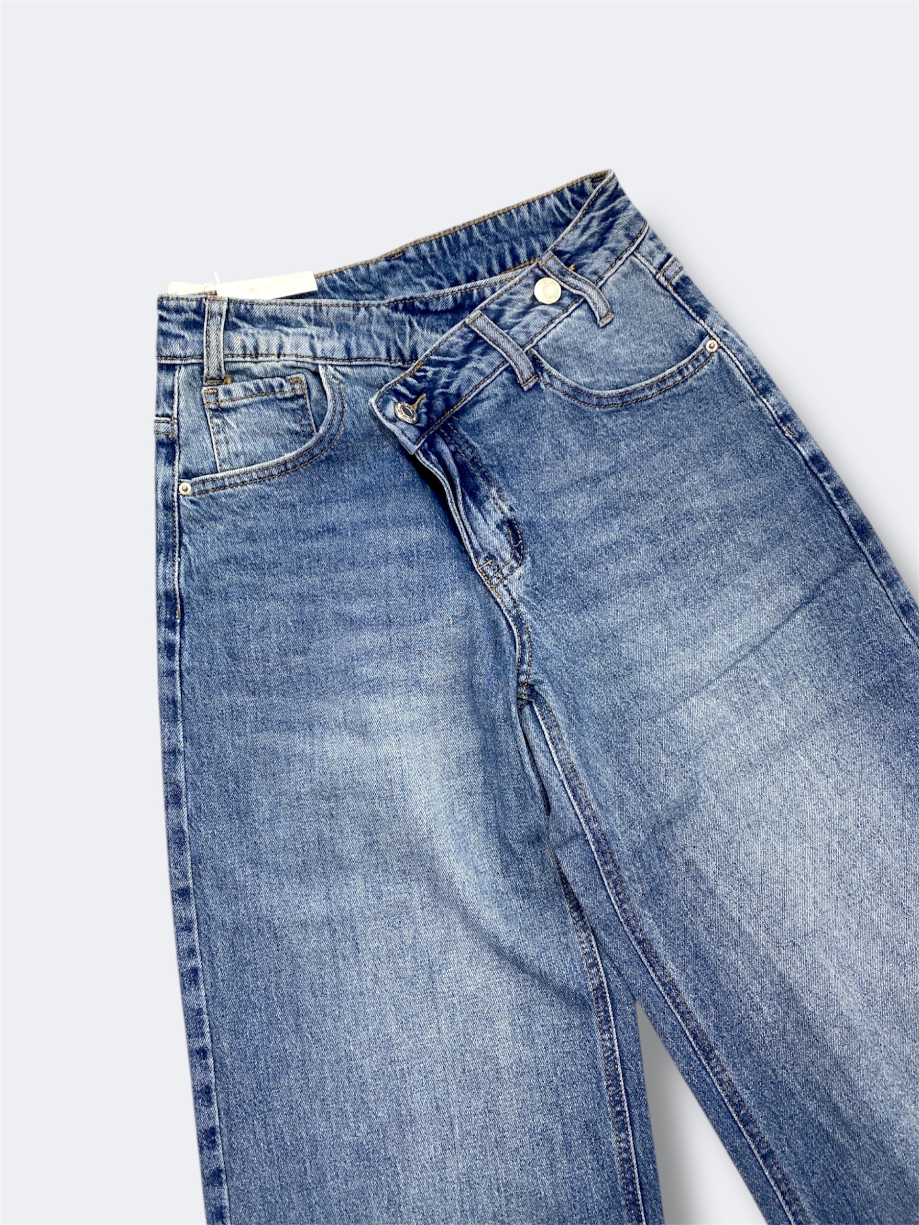 Jeans wide leg con chiusura diagonale 5881