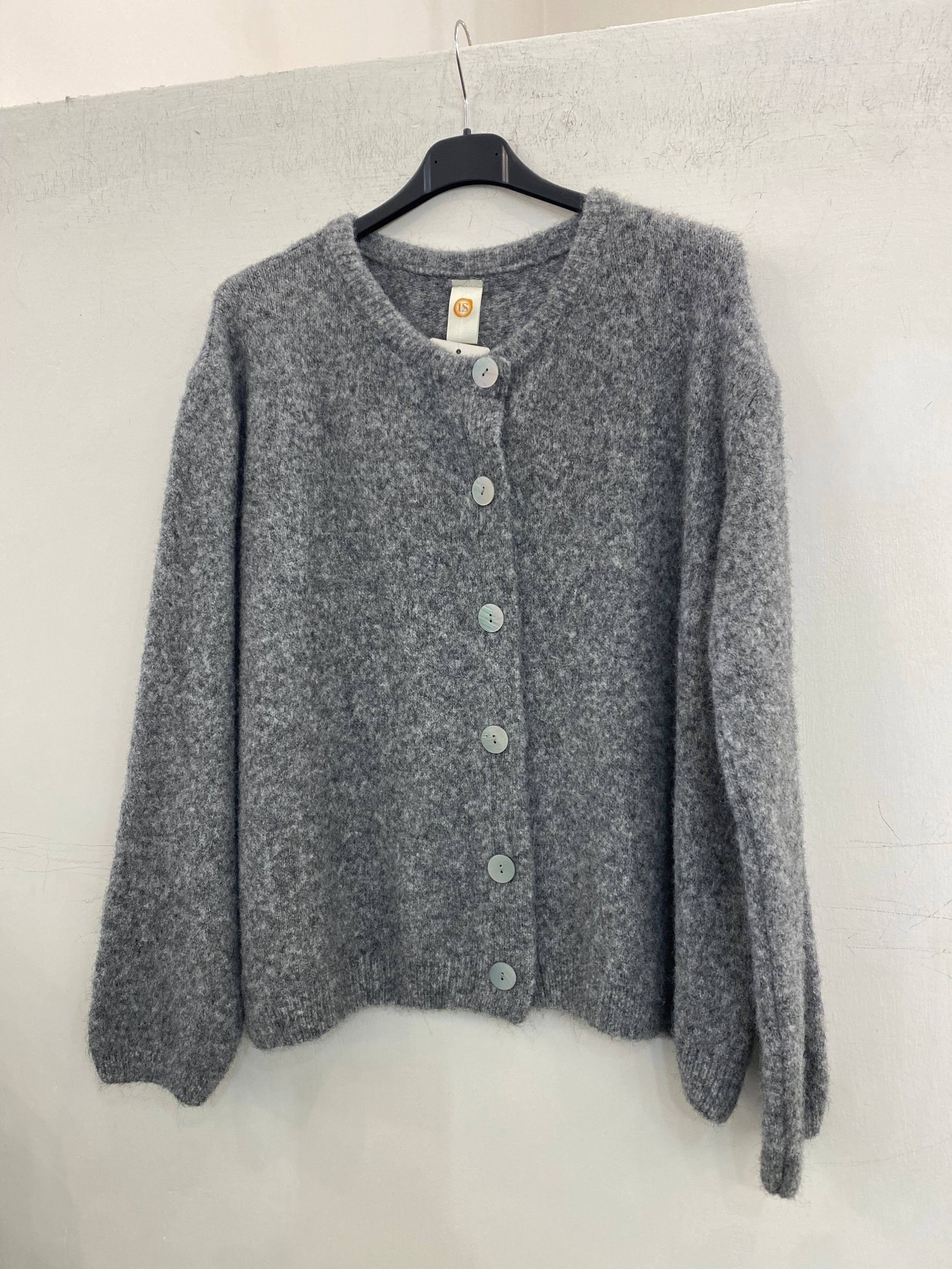Cardigan love 8805