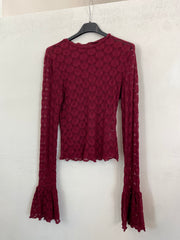 Maglia velata con fantasia ricamata 23448