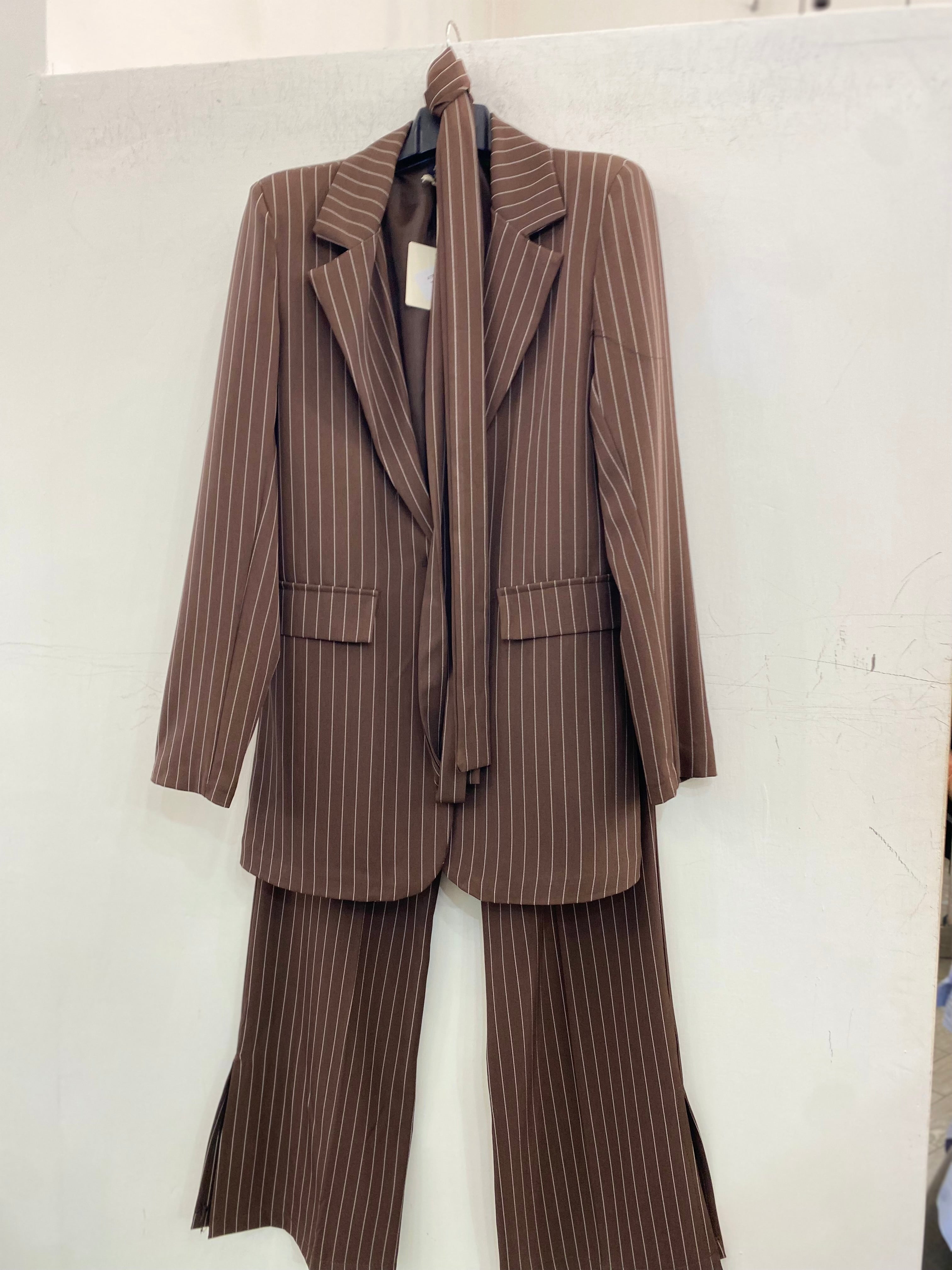 Tailleur gessato Britney 30575