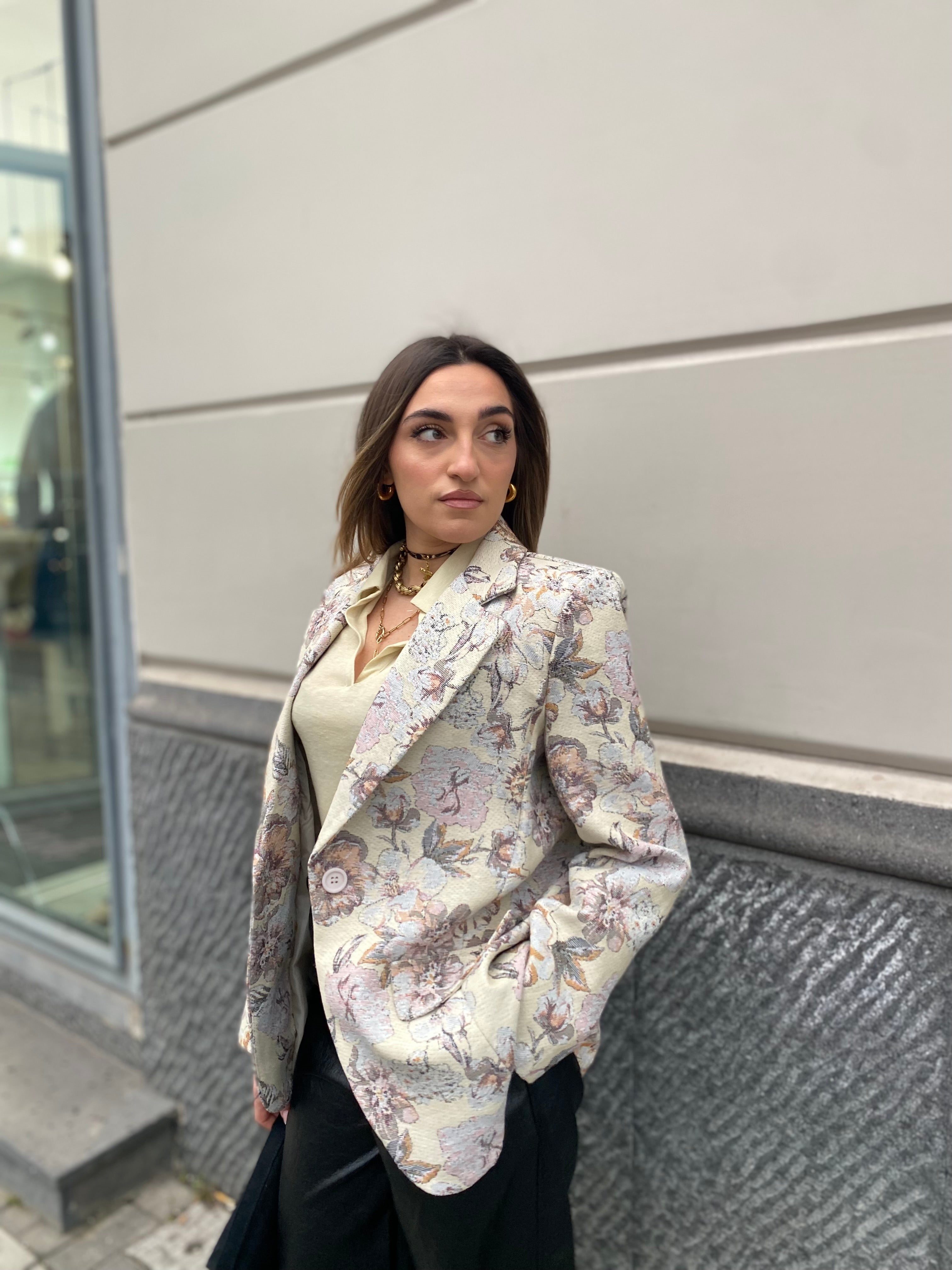 Blazer con ricamo floreale 55320