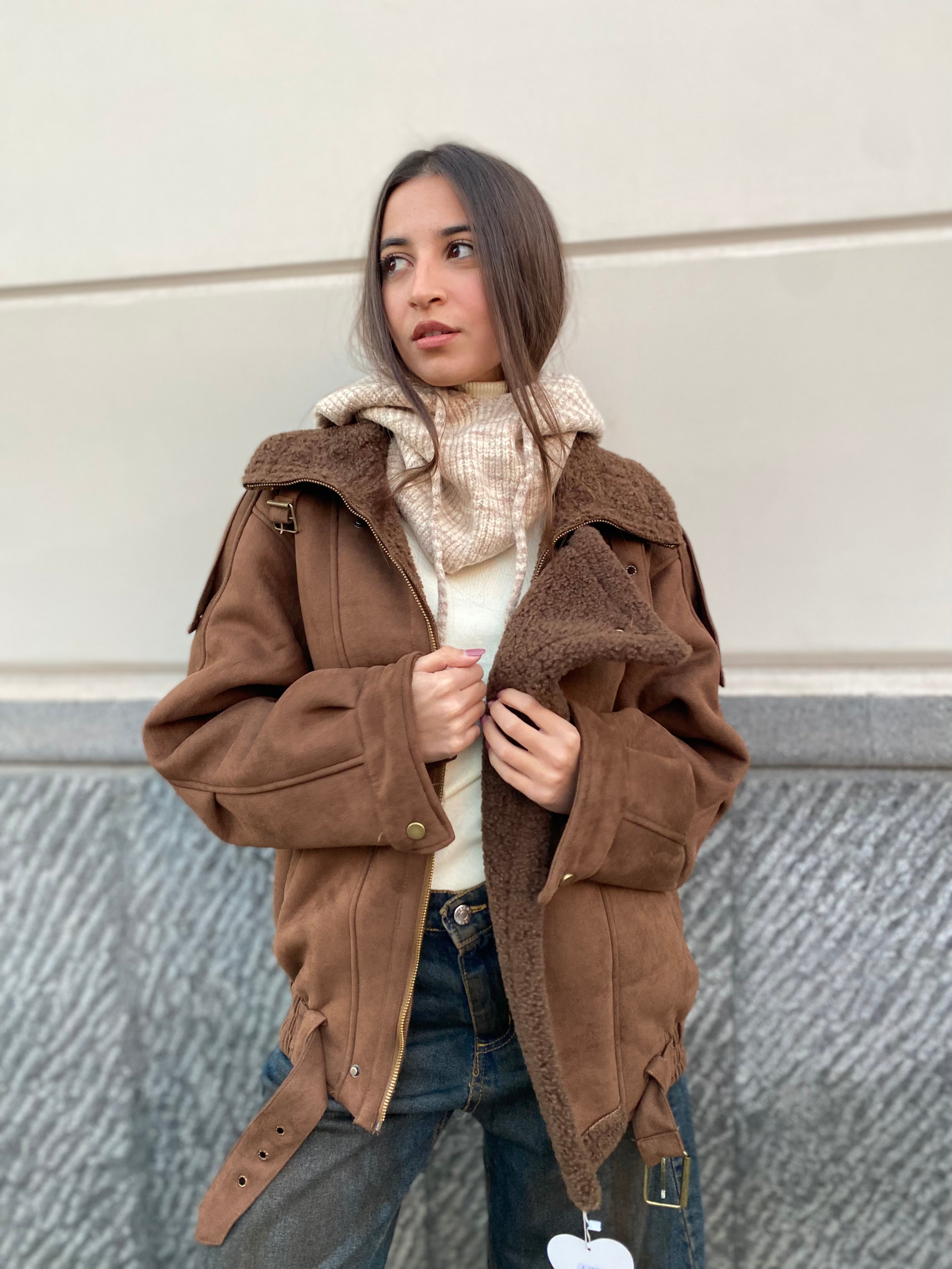 Montone con ecopelliccia 9337