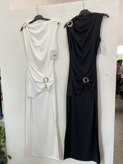 Abito in lycra con fibbie 43275