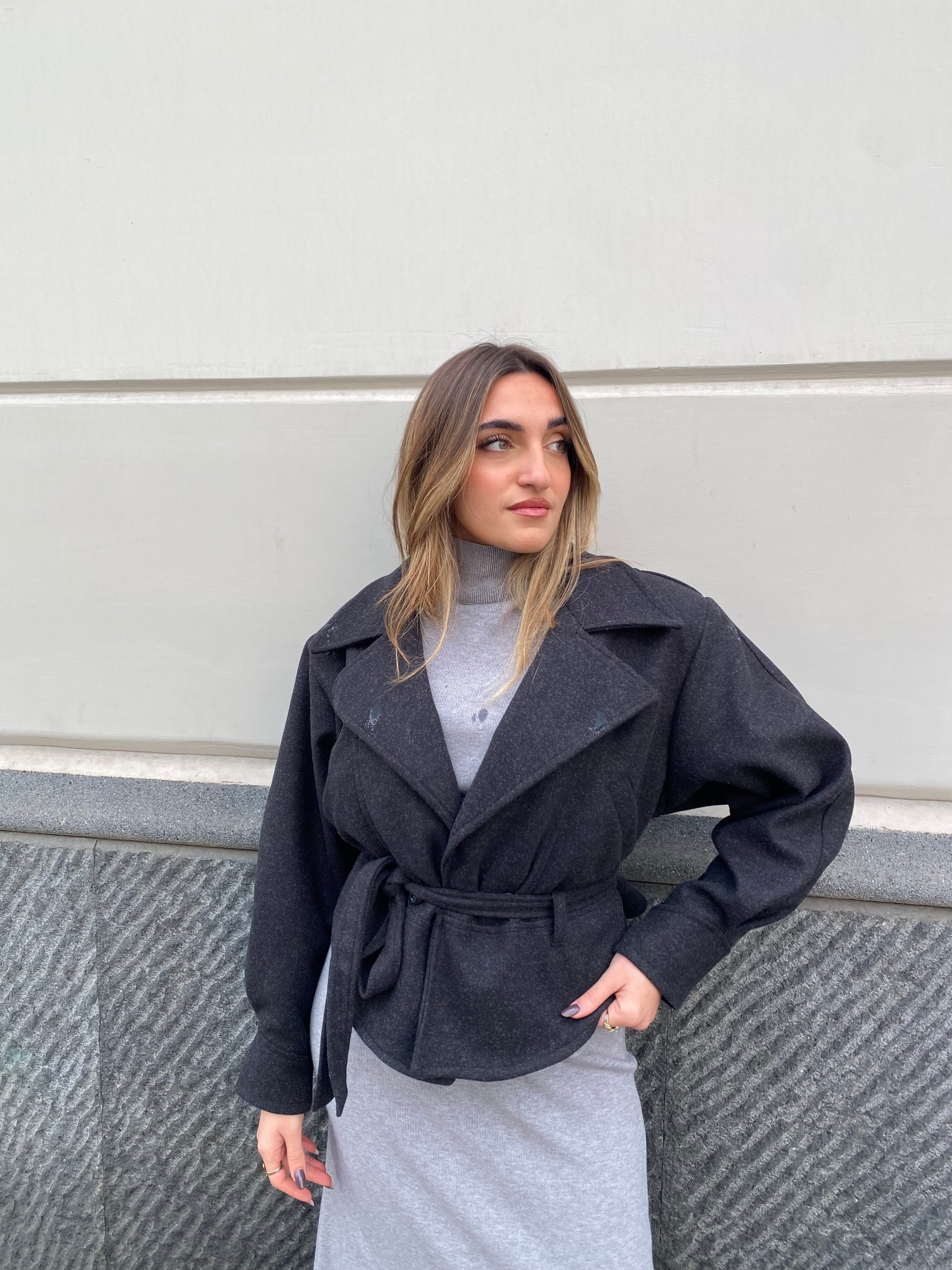 Cappotto corto con cintura 6801