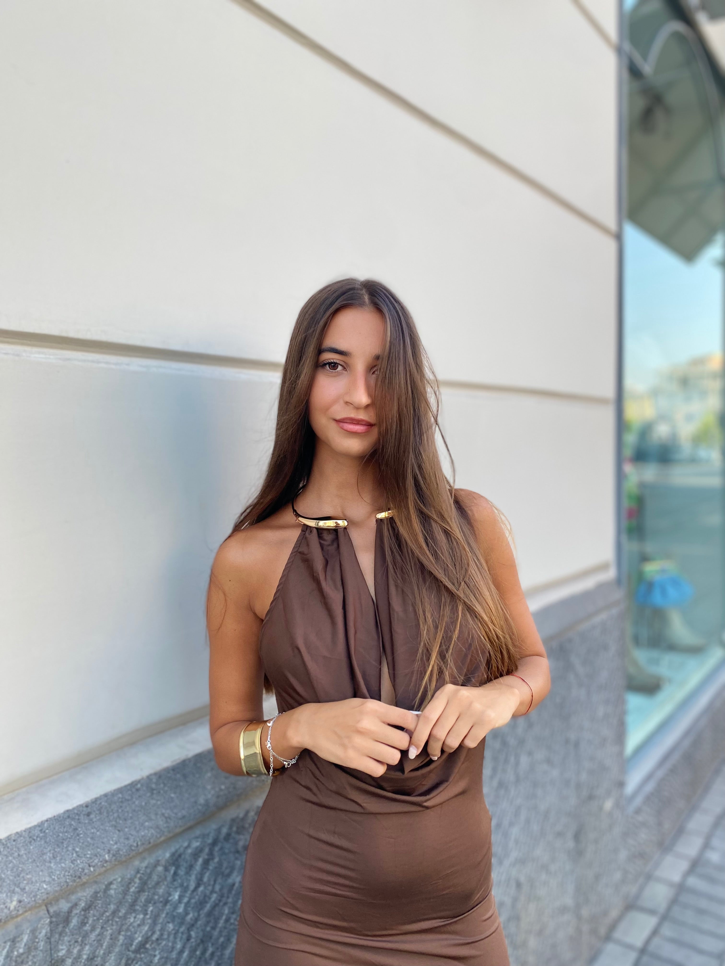 Abito lungo con collare oro 0512
