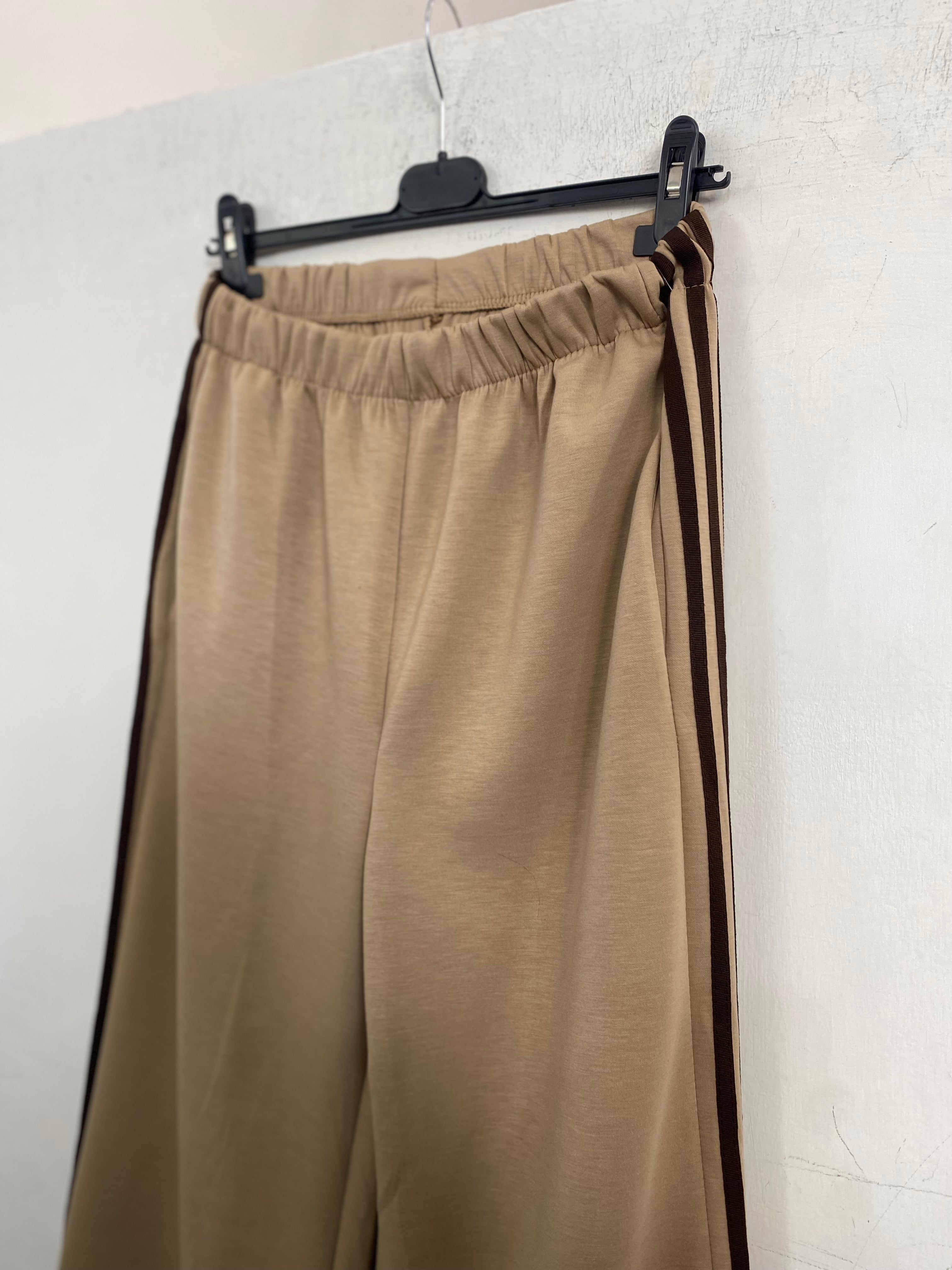 Pantalone con strisce laterali 6251