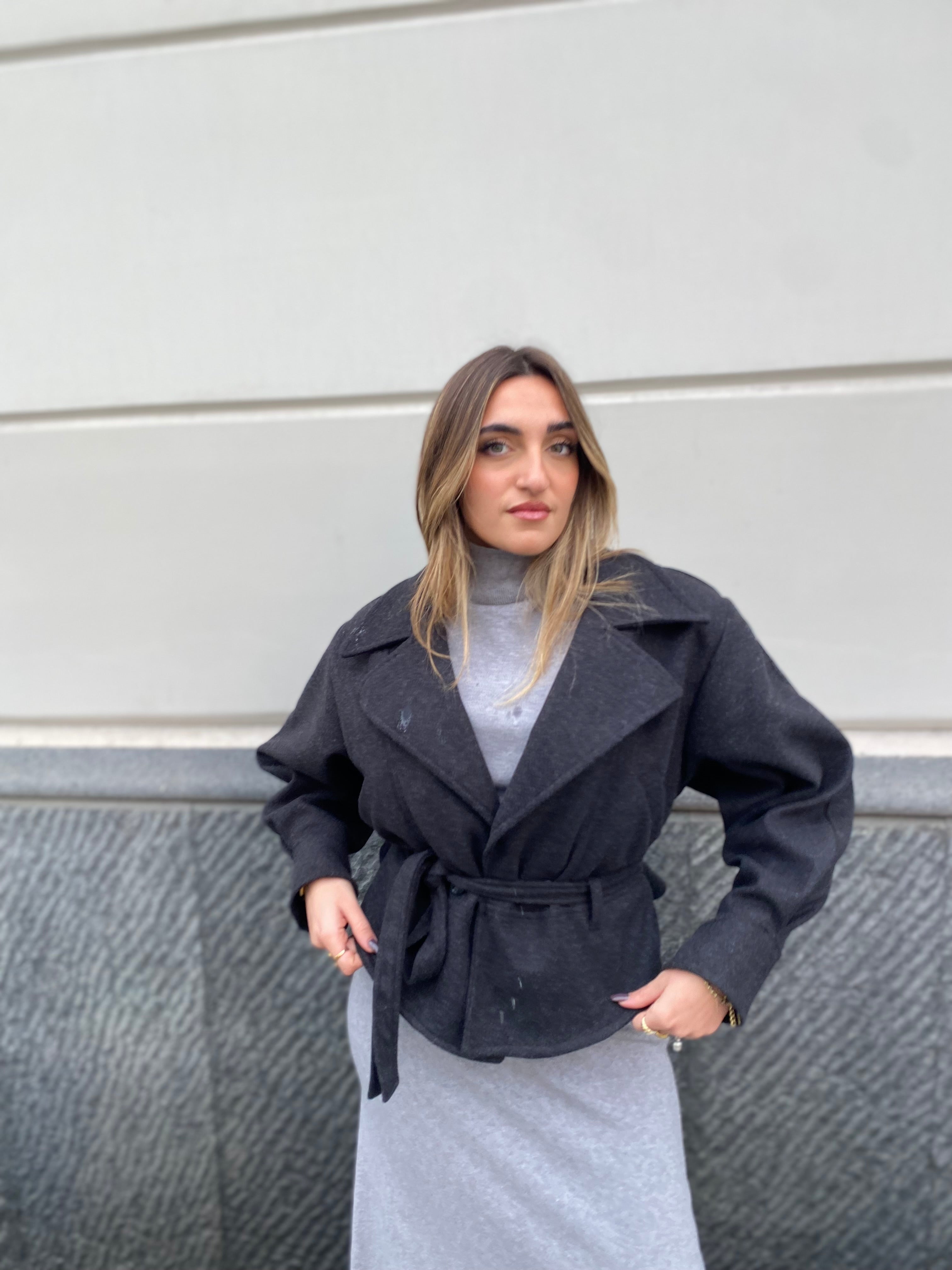 Cappotto corto con cintura 6801
