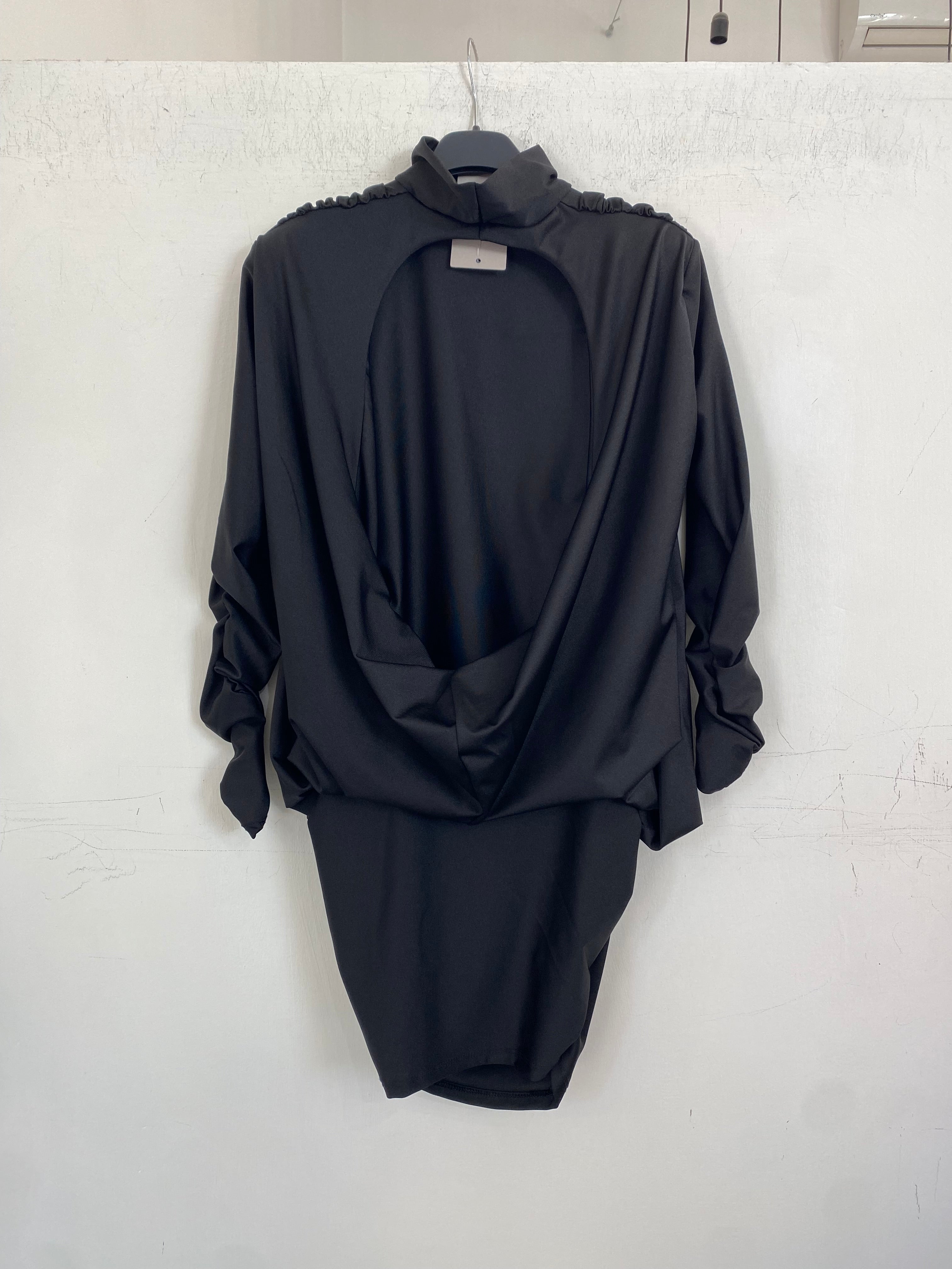 Abito scollato dietro 9718