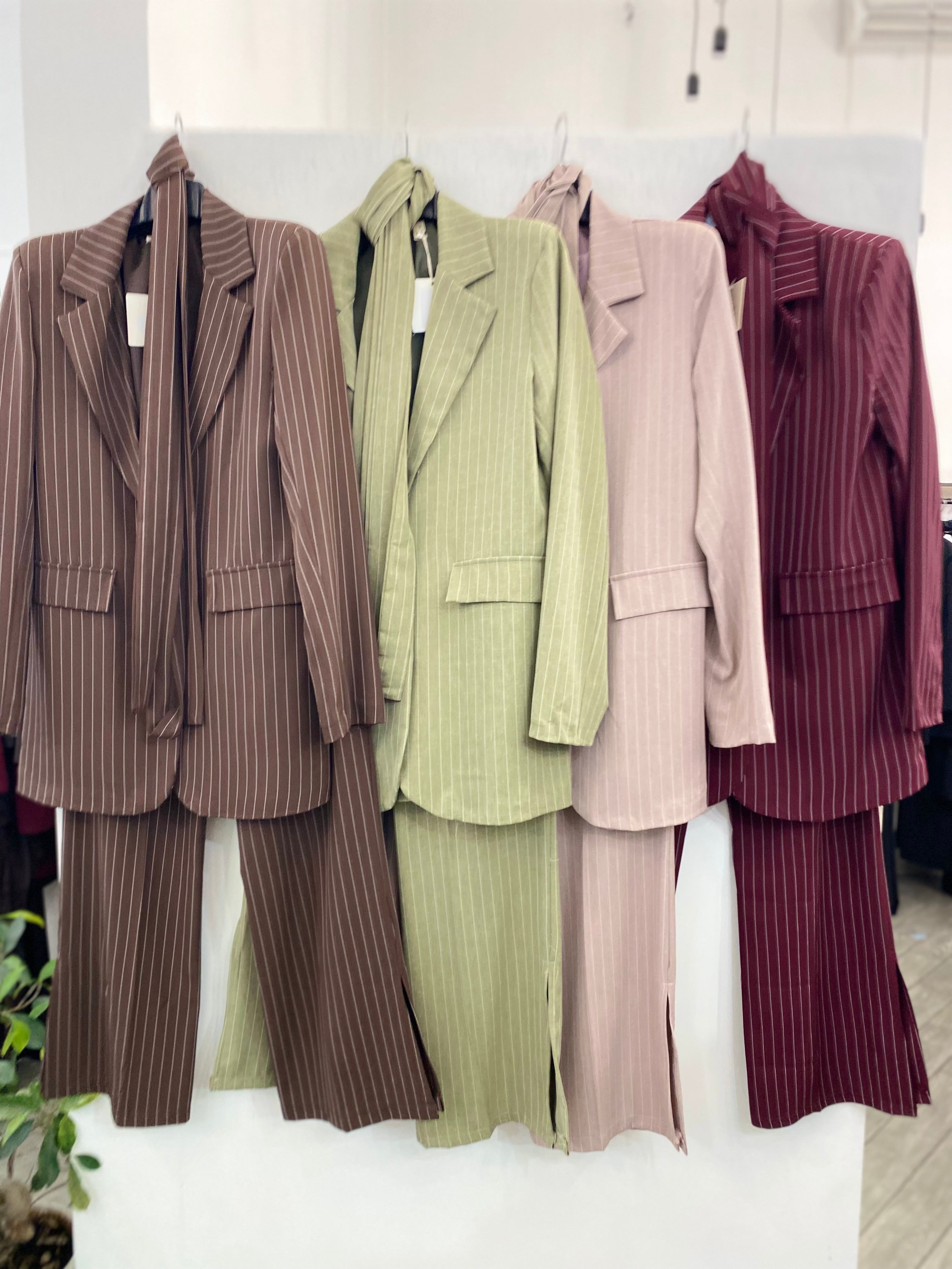 Tailleur gessato Britney 30575