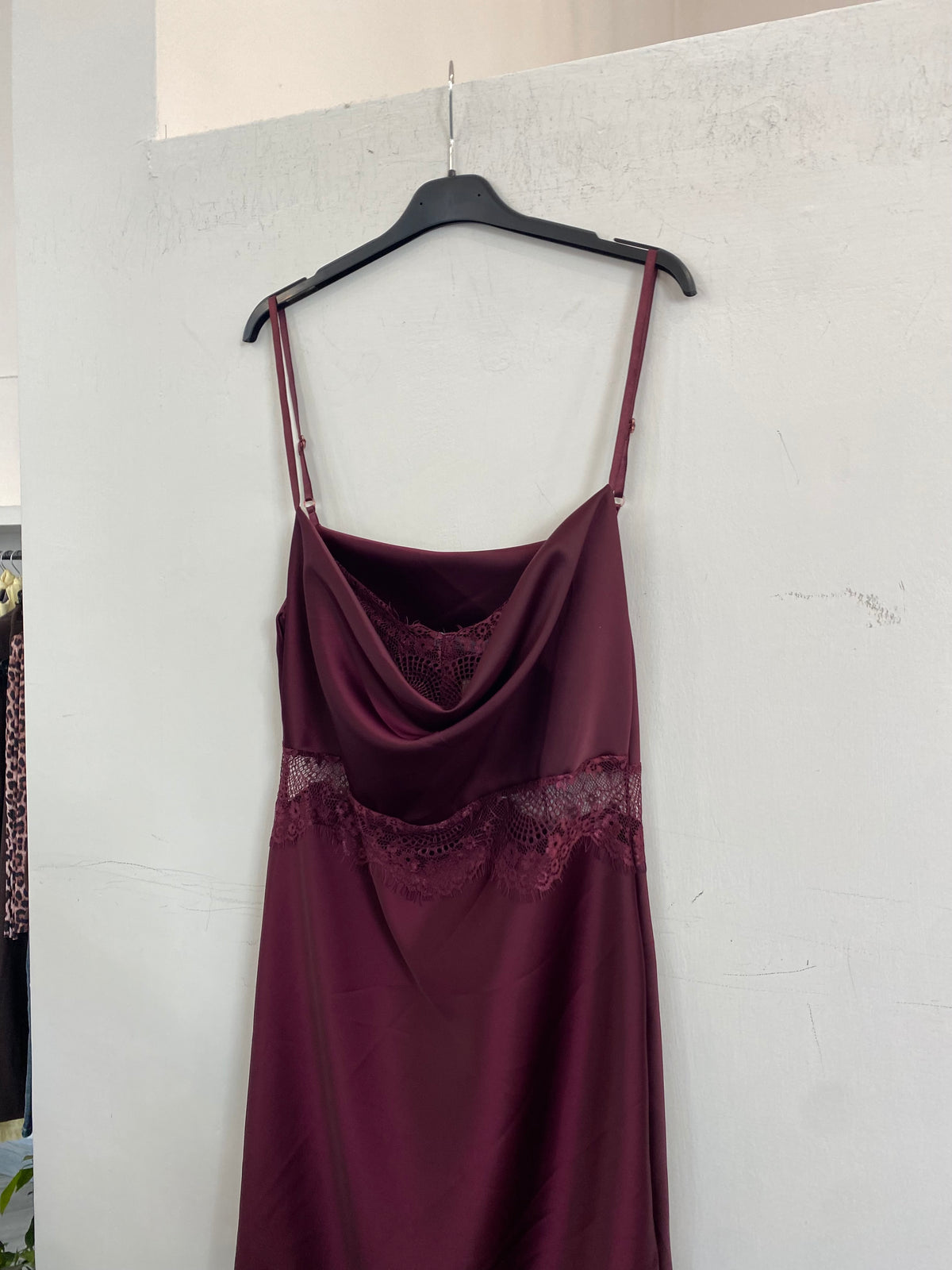 Abito pizzo e raso lungo 321