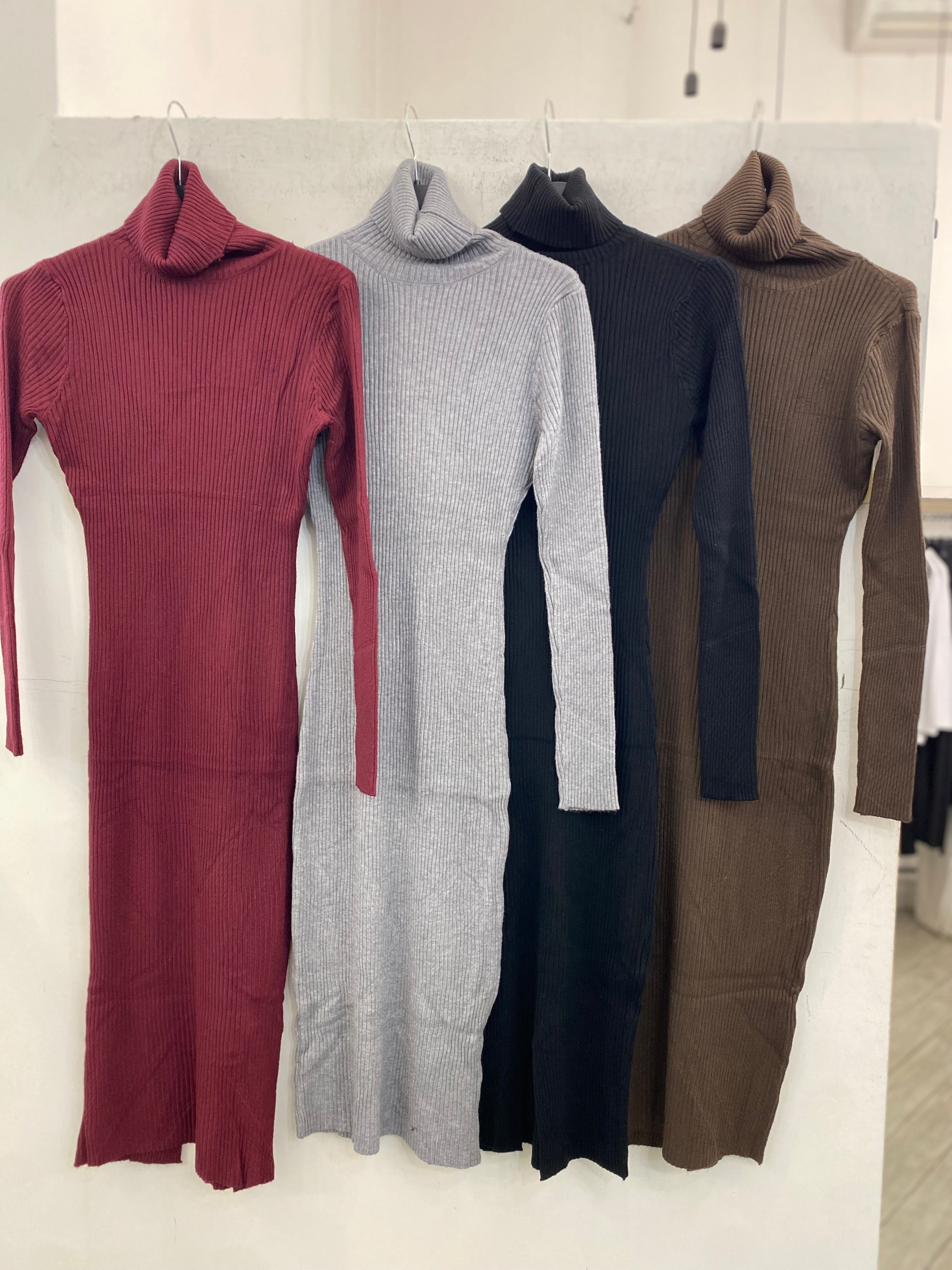 Abito di maglia a costine elasticizzato 2019