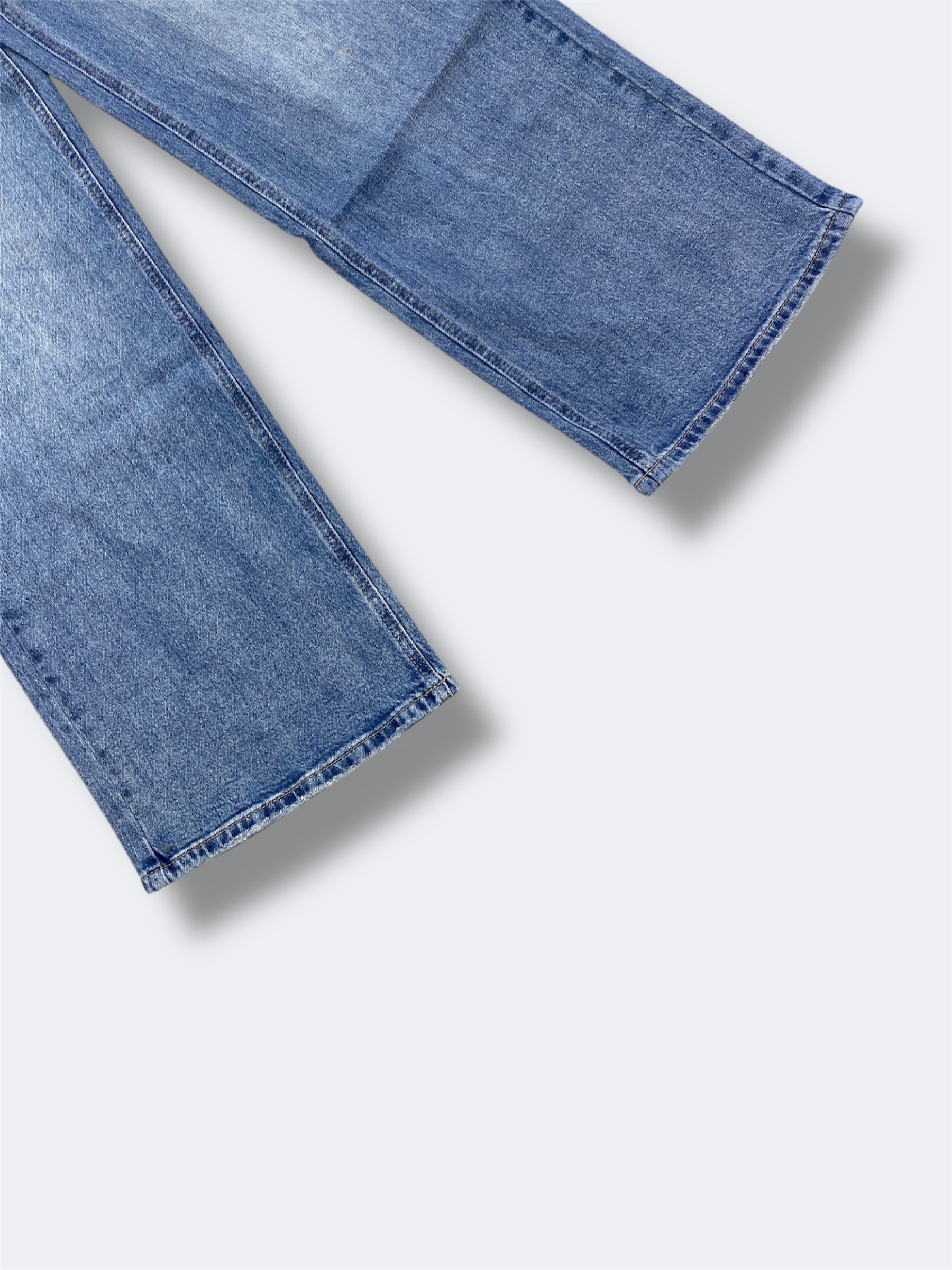 Jeans wide leg con chiusura diagonale 5881