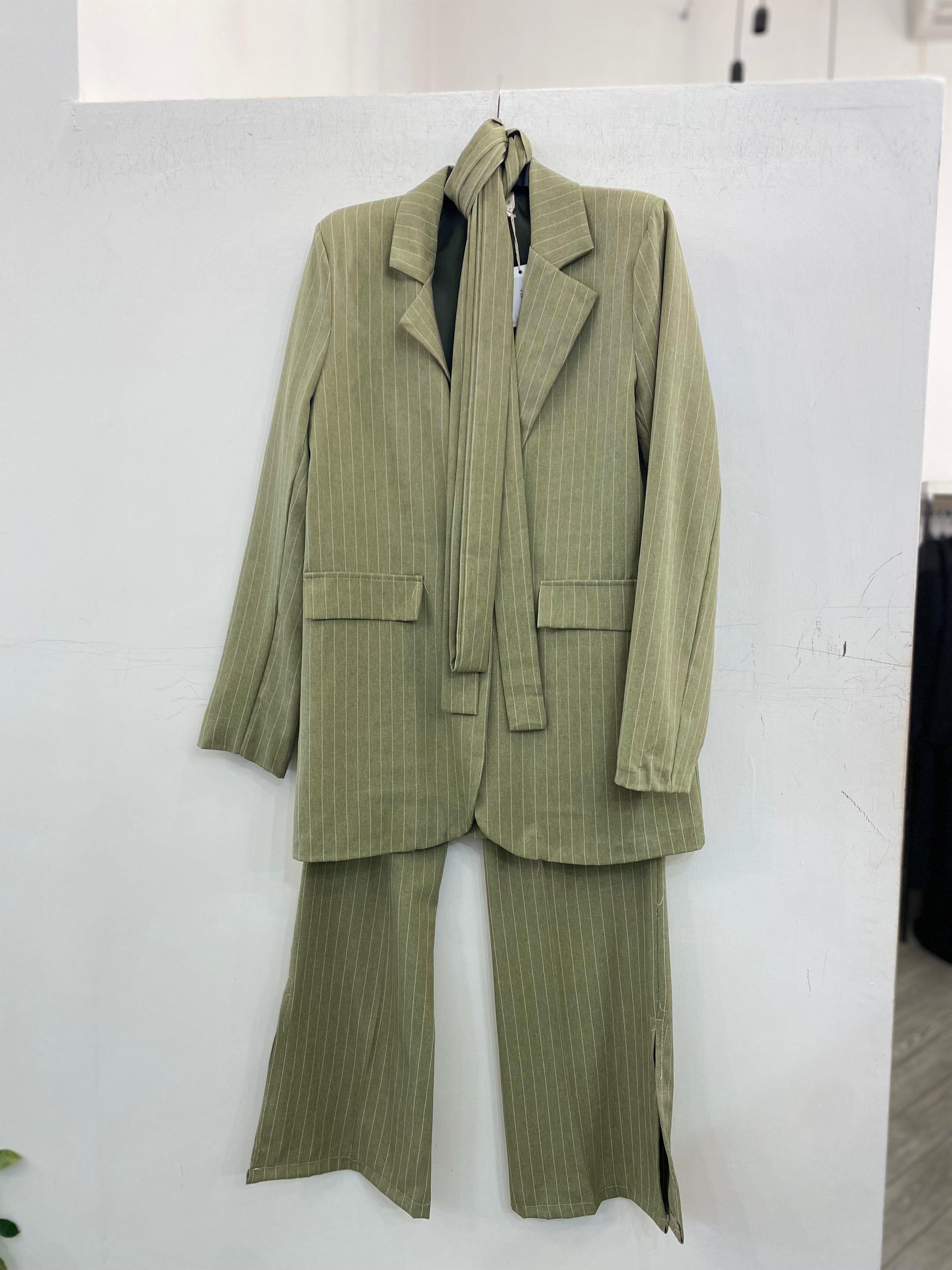 Tailleur gessato Britney 30575